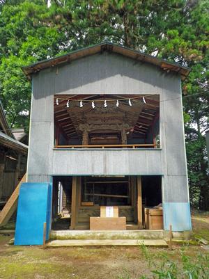 上石川の天棚格納建屋の写真