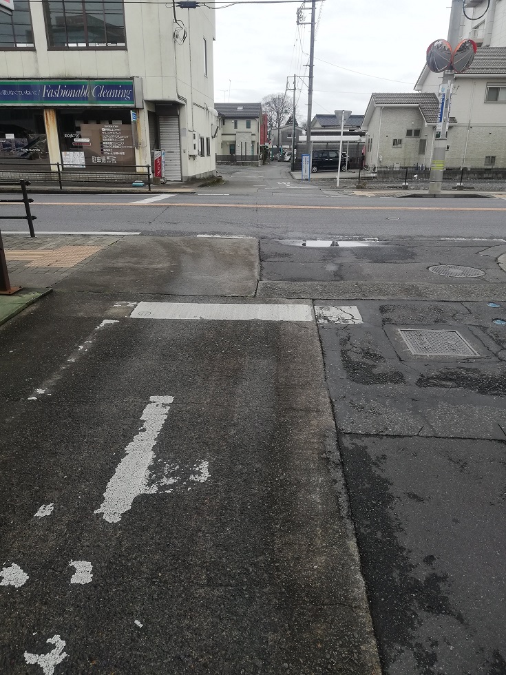暗渠は国道をくぐる 暗渠は国道をくぐる