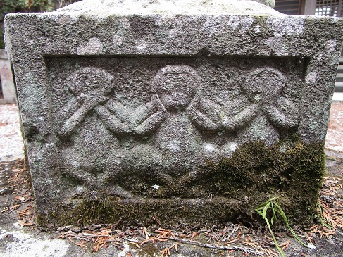 日吉神社燈籠