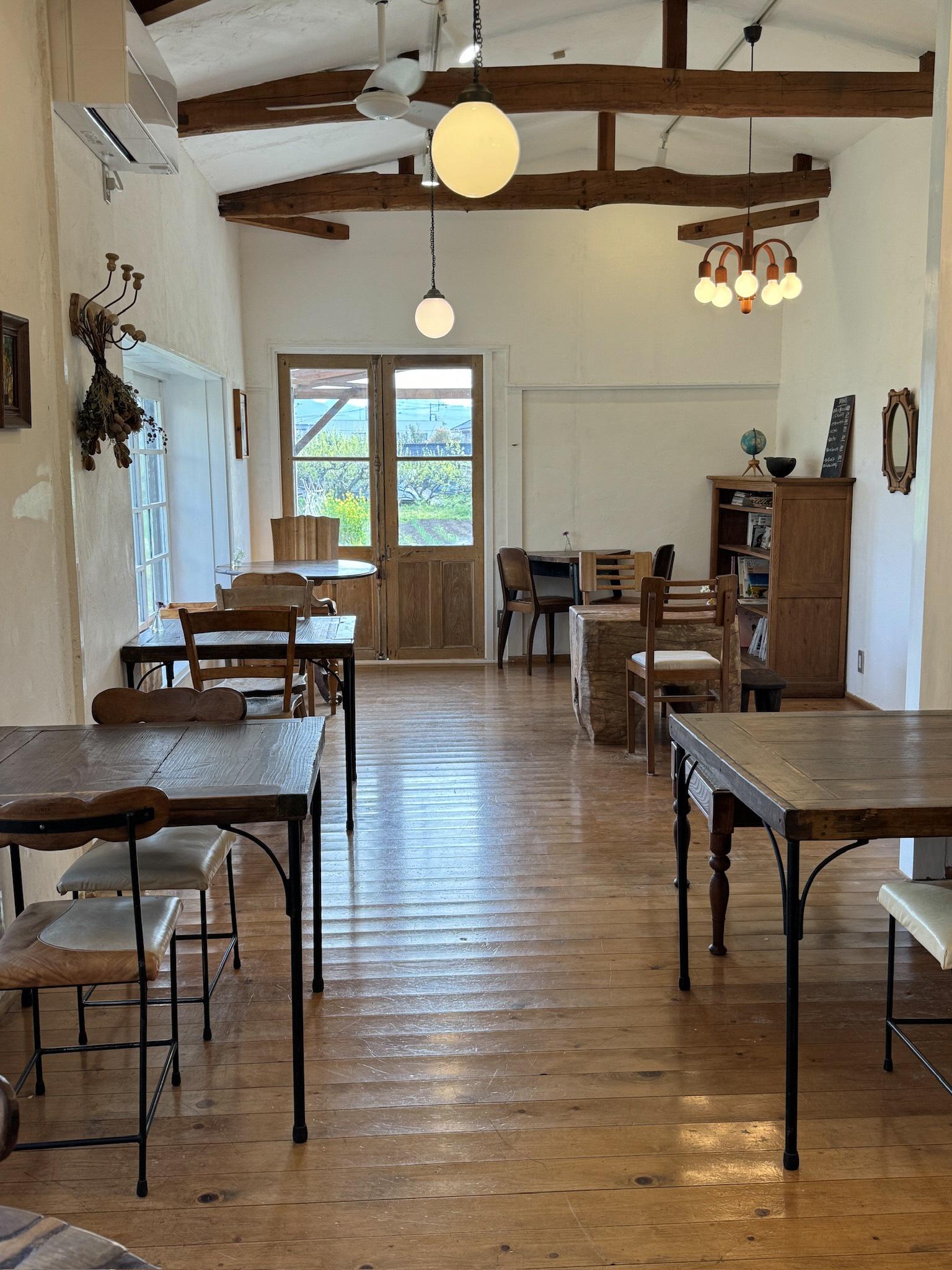 3、蒔時店内