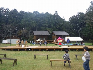 演目発表の様子