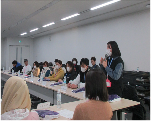 「鹿沼市のいいところ」、「生活で困っていること」などを、市長といっしょにお話ししました。